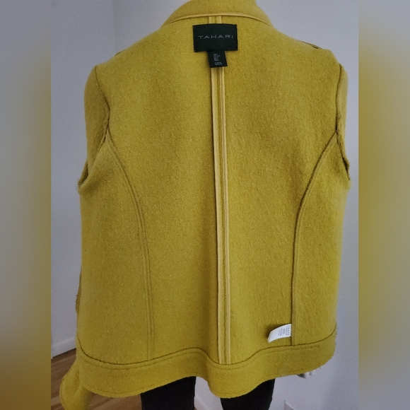 Jacket - Picture 8 of 8